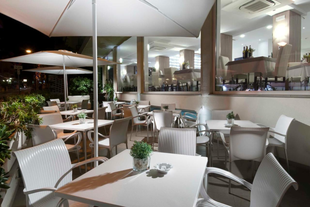 Hotel Atlantic & Spa Gabicce Mare Eksteriør bilde