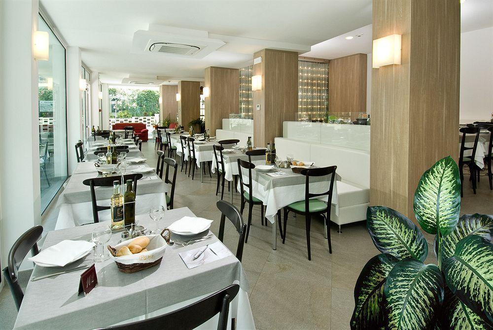 Hotel Atlantic & Spa Gabicce Mare Eksteriør bilde