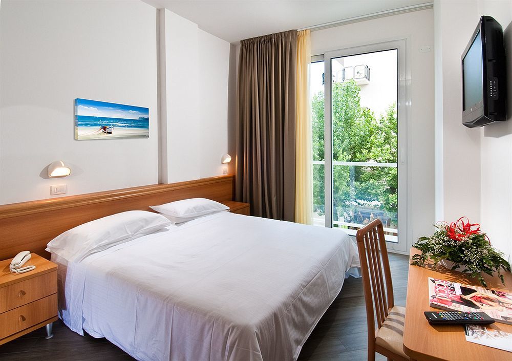 Hotel Atlantic & Spa Gabicce Mare Eksteriør bilde
